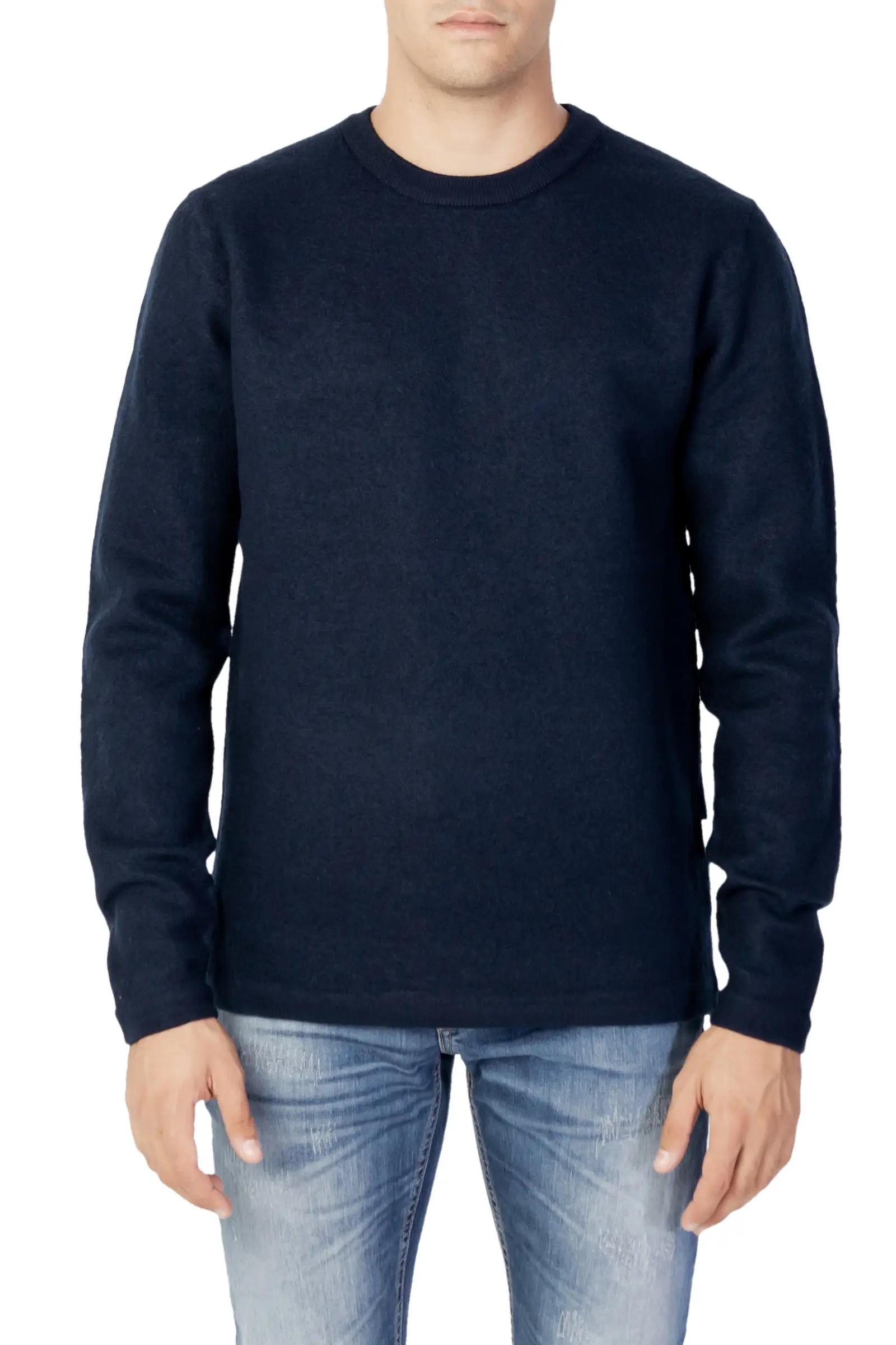 Image Selected Sweater Man